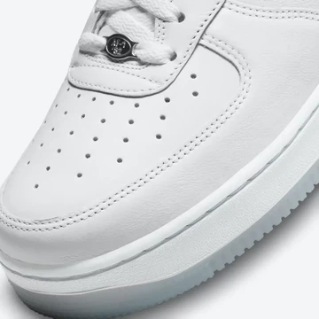 Terror Squad Air Force 1 White Porpoise Detail Vorne