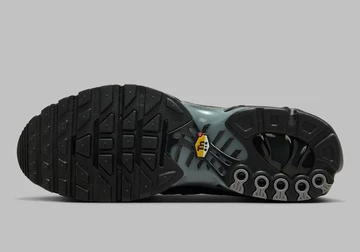 PSG x Nike Air Max Plus Black Sohle