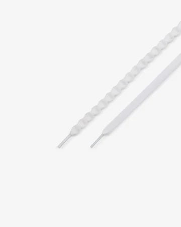 Jordan 1 Mid GS Guava Ice beide Schnürsenkelpaare