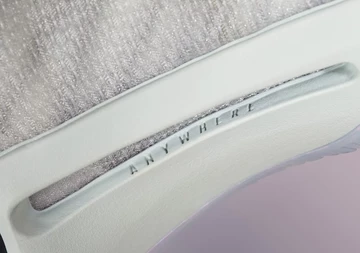 Lookbook Bilder von dem neuen Nike Sabrina 1 Ionic - Details Schriftzug "ANWHERE"