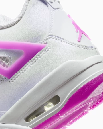 Die Ferse des Jordan 4 GS Hyper Violet