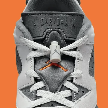 Jordan 6 Low PSG Detail Zunge