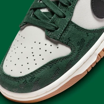 Dunk Low Pro Green Snakeskin Toe Box