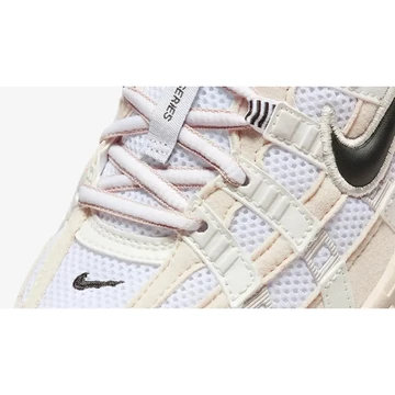 Nike P-6000 Beige Detail Zunge