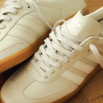 adidas Samba Wonder Beige Motion Detail