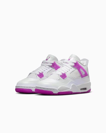 Der Jordan 4 GS Hyper Violet von schräg außen