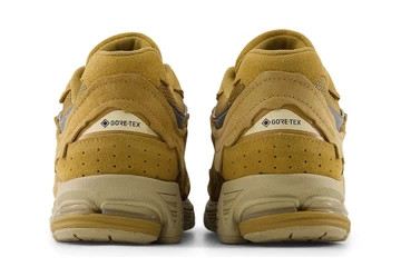 New Balance 2002R Gore-Tex Protection Pack