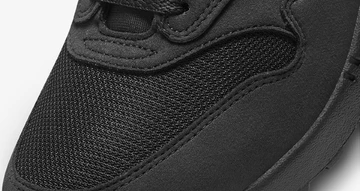 Air Max 1 Royal Black Toebox Detail