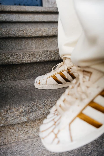 adidas Superstar Conchas - On Feet