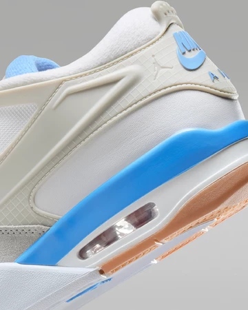 Jordan 4 RM UNC Detailbild