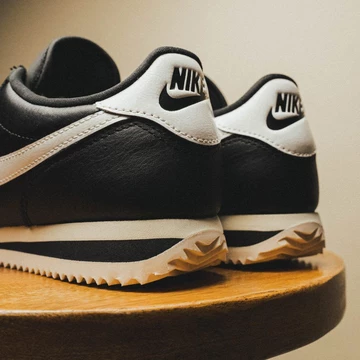 Nike Cortez Black Sail