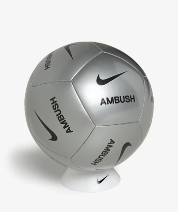 AMBUSH Nike Soccer Ball & Trikot