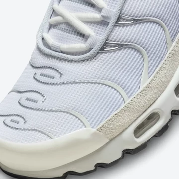 Nike Air Max Plus Pure Platinum Detail Toebox