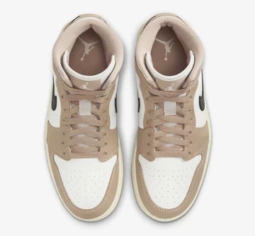 Jordan 1 Mid Sail Desert von oben