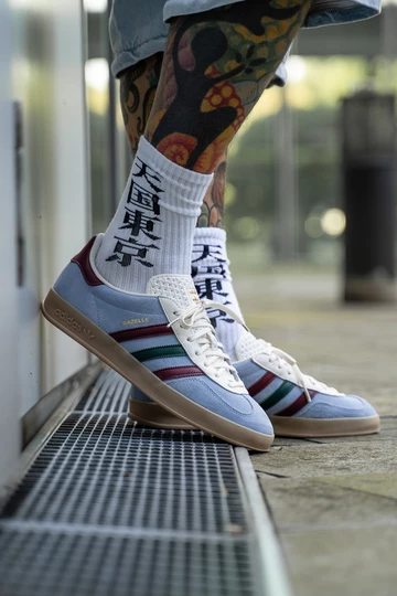 adidas Gazelle Indoor Christopher on-feet schräg