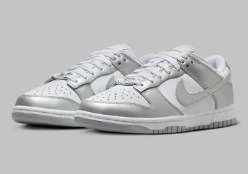 Dunk Low Metallic Silver schräg