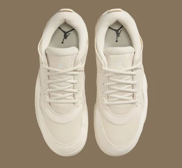 Jordan 4 RM Light Legend Brown von oben