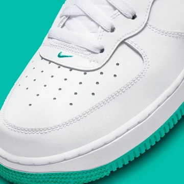 Air Force 1 Mid Clear Jade toebox