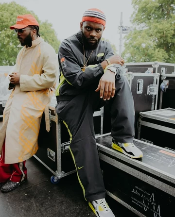 Patta x Nike Air Max 90 Waves Cyber worn