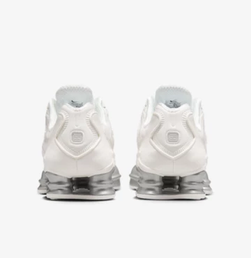 Nike Shox TL Sail von hinten