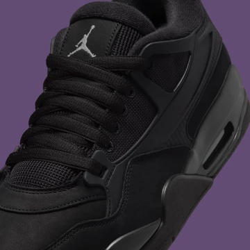 Jordan 4 RM Black Cat Detailbild