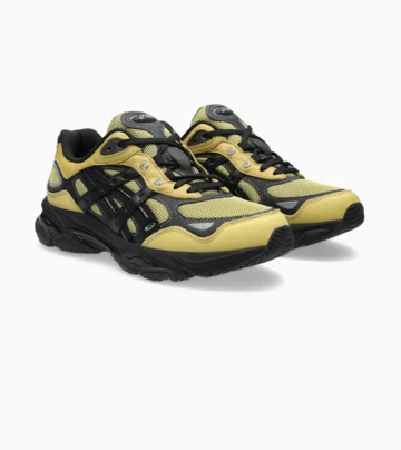 HAL Studios x Asics Gel-NYC 2.0 Pack schräg