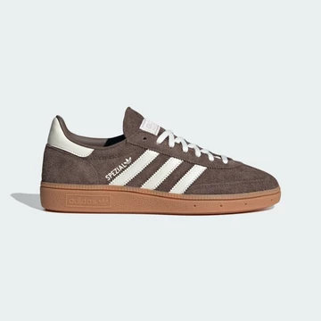Der adidas Handball Spezial Earth Strata von außen