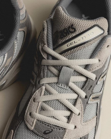 ASICS Gel-1130 Oyster Grey - Zunge Detail