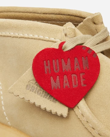 Human Made x Clarks Originals Wallabee Beige Detailbild