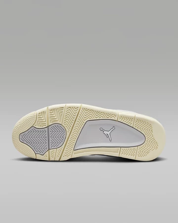 Air Jordan 4 RM Neutral Grey Sohle