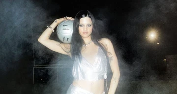 AMBUSH Nike Soccer Ball & Trikot