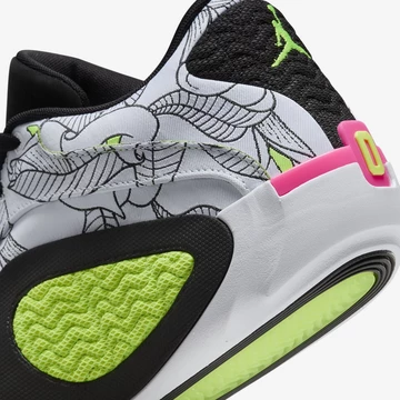 Jordan Tatum 2 Momma’s Boy Detail Ferse