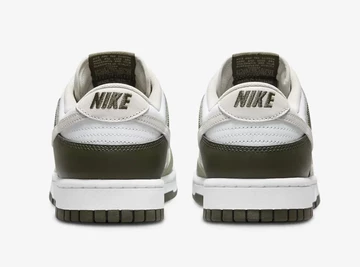 Dunk Low White Oil Green von Hinten