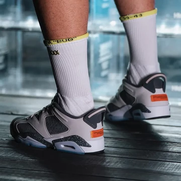 Jordan 6 Low PSG On Feet Detail von Hinten