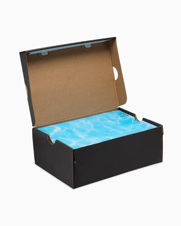 Die Special box des Jordan 4 GS Hyper Violet