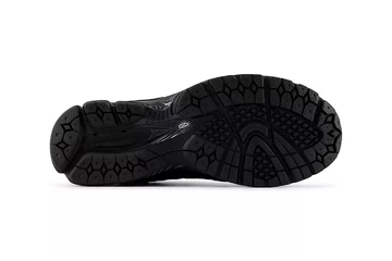 New Balance 2002R Gore-Tex Protection Pack