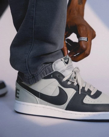 Nike Terminator Georgetown - on feet (3)