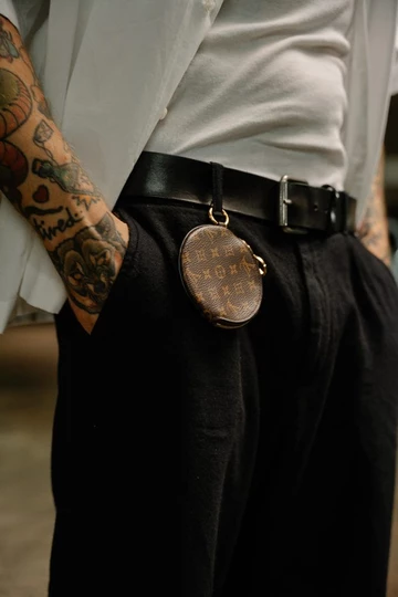 adidas Handball Spezial Grey Two - Fit Pic Detail