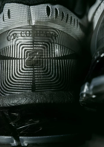 C.P. Company x ASICS GEL-QUANTUM 360 I Mood Silver Details