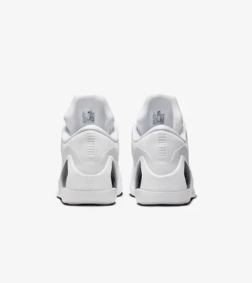 Kobe 9 Elite Low Protro Halo von hinten