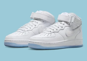 Air Force 1 Mid White Ice schräg