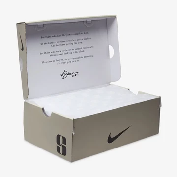 Offizielle Produktbilder vom Nike Sabrina 1 Ionic box