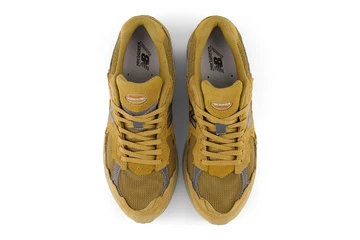 New Balance 2002R Gore-Tex Protection Pack