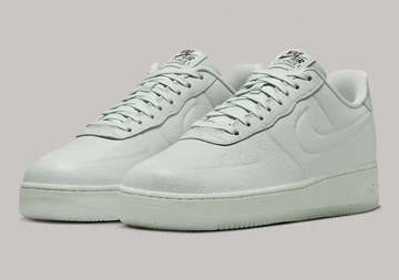 Air Force 1 Waterproof Light Grey schräg