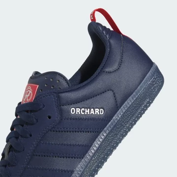Ochard New England Revolution adidas Samba ADV Detail hinterer Teil