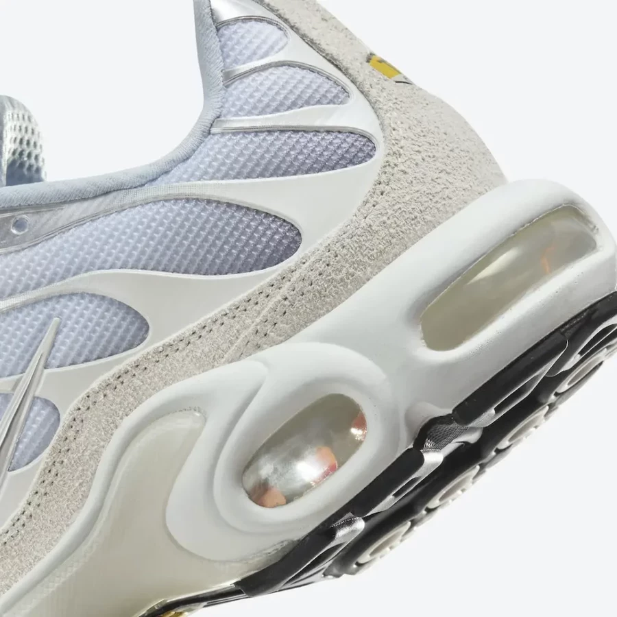 Nike Air Max Plus Pure Platinum Dead Stock