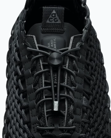 Nike ACG Watercat Black Detail Zunge