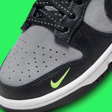 Dunk Low Mini Swoosh Black Suede details toe box