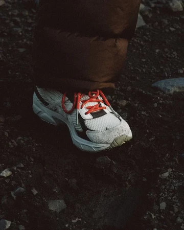 HAL Studio ASICS Gel-1130 Glacier Lookbook Detail von Vrone