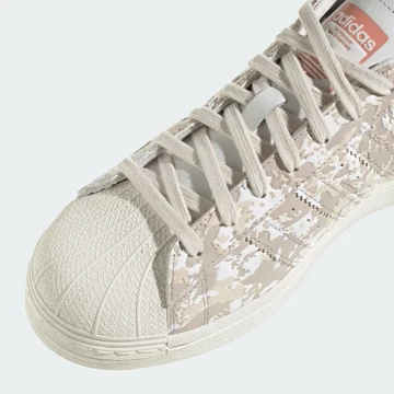 adidas Superstar Beige Camo Details Toebox